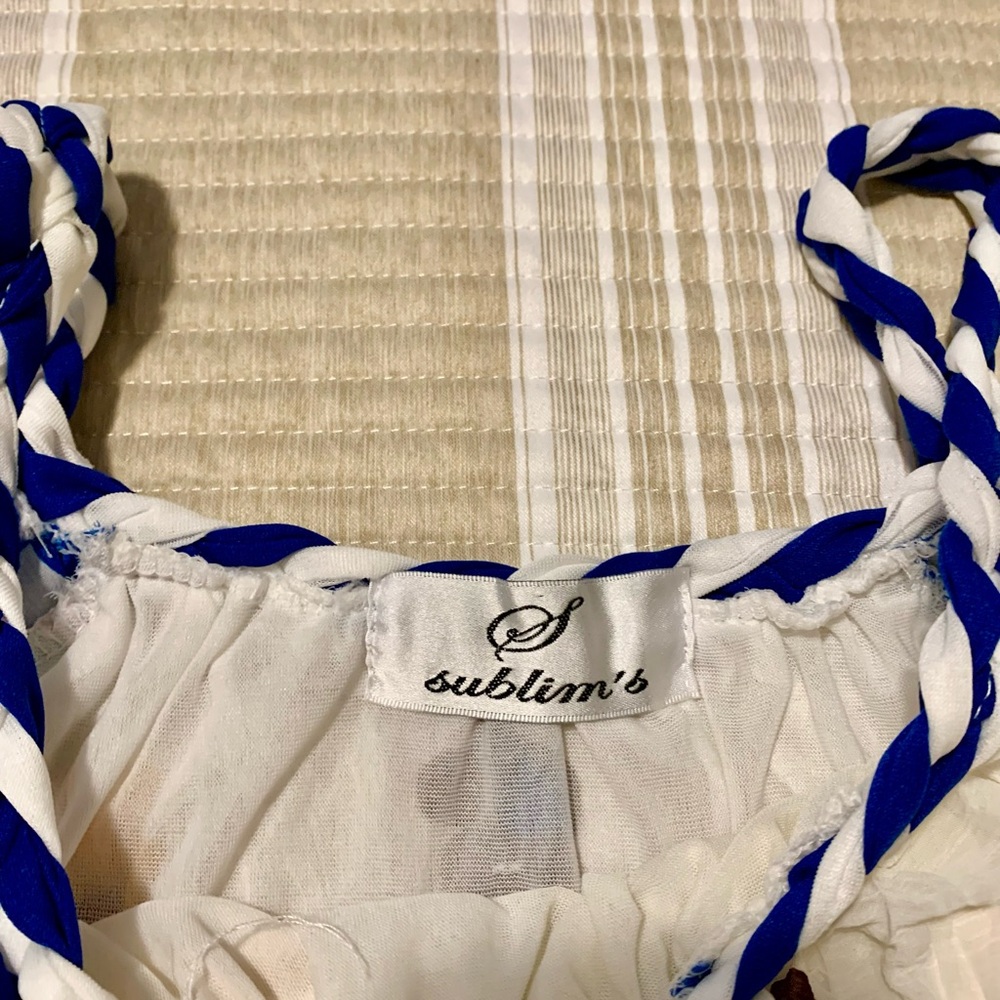 Super cute swimsuit coverup, like new - Picture 7 of 8